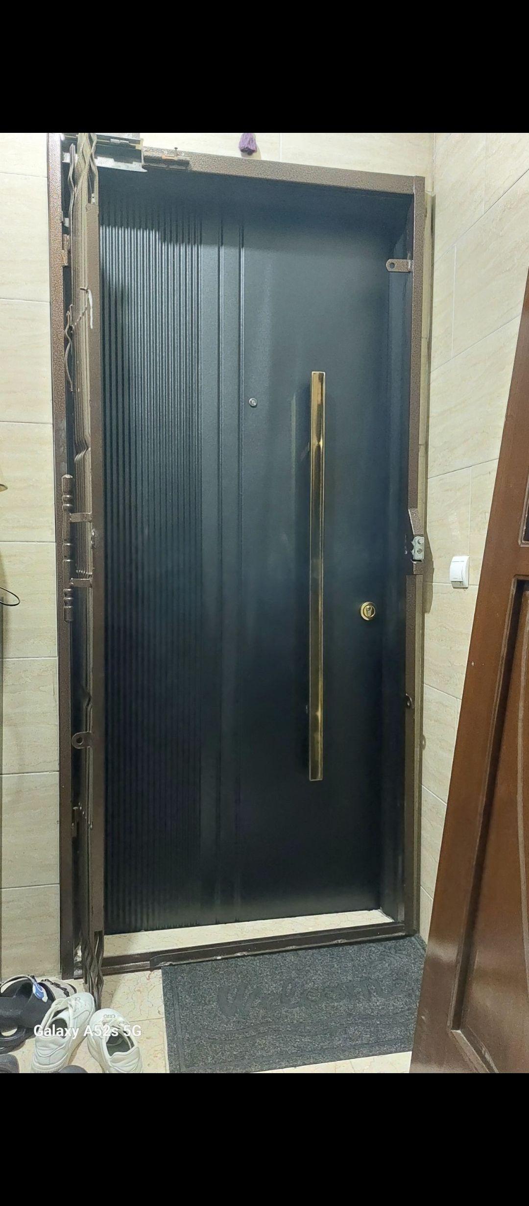 نصب درب ساختمان - مجتبی مرادی نصبینو
